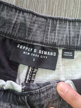 Supply & Demand Pantalones Camuflaje