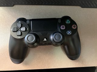 PS4 512GB + Mando Nuevo