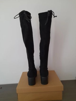Botas bucaneras negras con plataforma