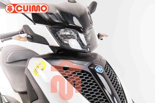 PIAGGIO MP3 300 YOURBAN