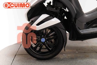 PIAGGIO MP3 300 YOURBAN