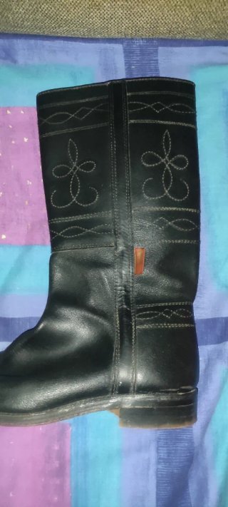 Botas 36 camperas negras