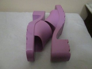 SANDALIAS O MULES DE MUJER Nº 39 MARCA BERSHKA