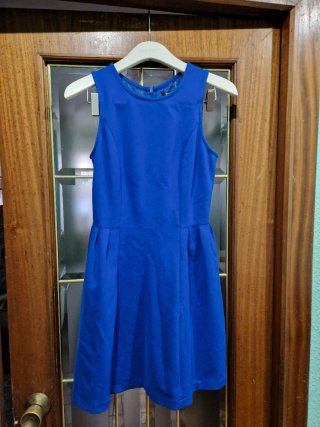 Vestidos tallas XS por 5 euros la unidad
