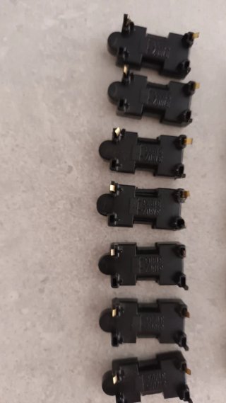 Lote de Soportes con lámpara de la marca  Simon