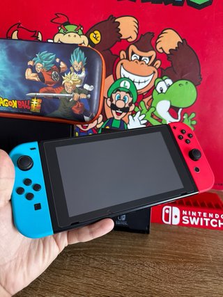Nintendo Switch Excelente + accesorios originales