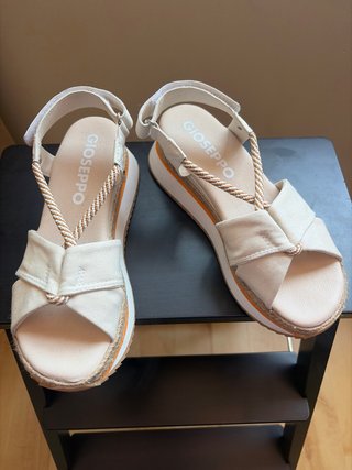 Sandalias Gioseppo Plataforma Talla 36