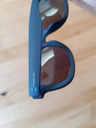 Gafas de sol infantiles negras y azules
