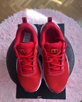 Zapatillas Under Armour rojas