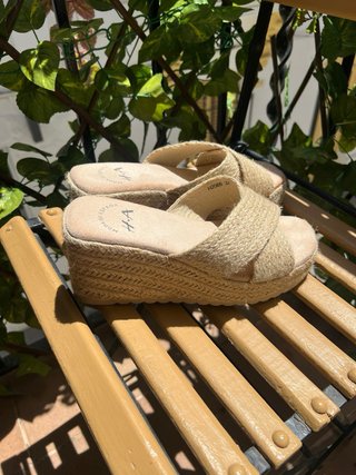 Alpargatas H.A. Beige