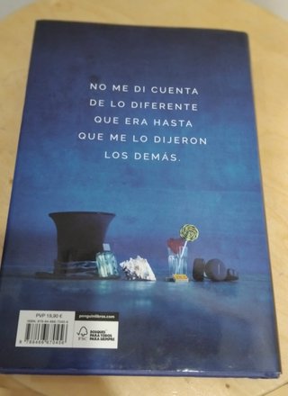 Novela "Diferente" Eloy Moreno firmado