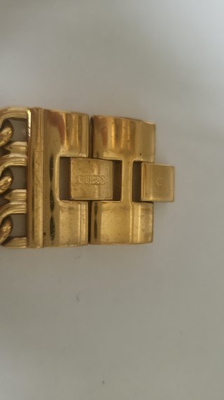 Reloj Guess Dorado Leopardo con Cristales