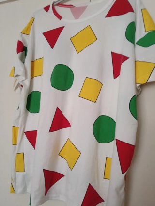 Pijama  Unisex corto con figuras geométricas.