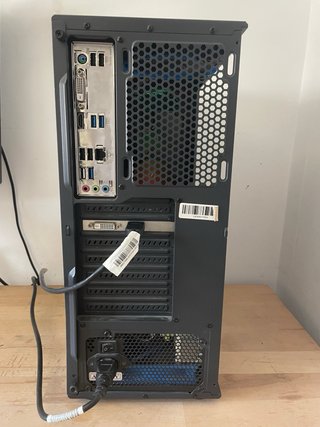 Torre Gaming RGB