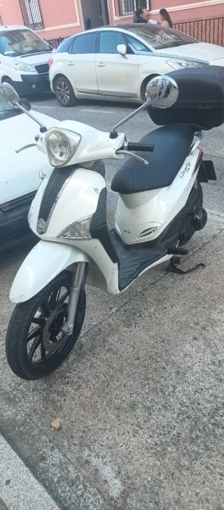 Piaggio Liberty Blanca Scooter Automática