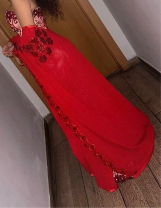 Vestido de fiesta rosa y rojo
