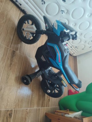 Moto Eléctrica Infantil Azul y Negra