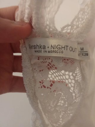 Body Blanco de Encaje Bershka NIGHT OUT – Talla M