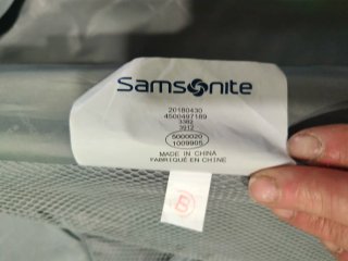 Maleta mediana Samsonite negra