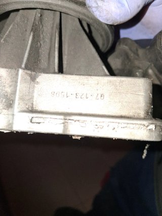 Bomba agua termostato BMW 320d 150cv