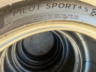 Neumáticos Michelin 265/35ZR20 99Y