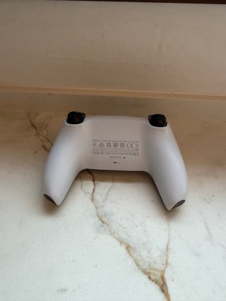 PlayStation 5 (PS5) - Como Nueva