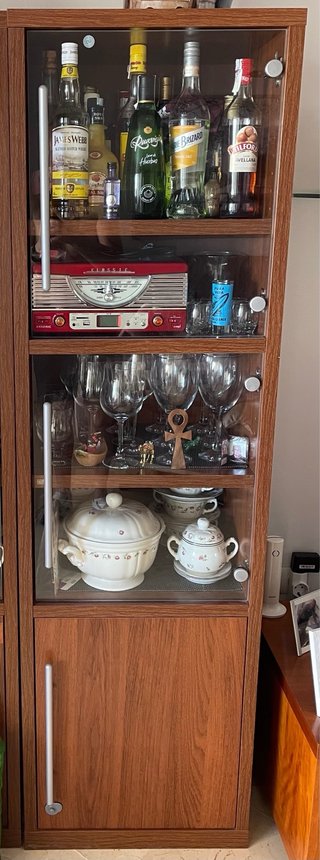 Vitrina madera y cristal