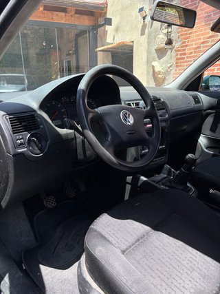 Volkswagen Golf 2003