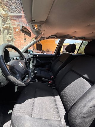 Volkswagen Golf 2003