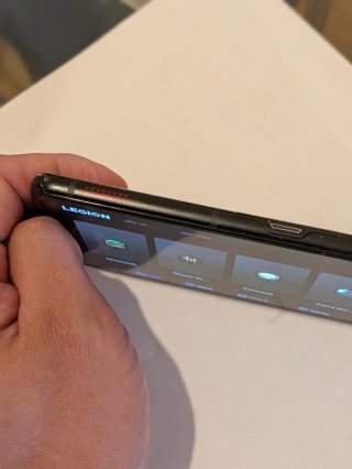 Smartphone gaming Lenovo Legion Duel