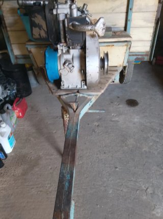 Motocultor Agria 2900 con remolque basculante