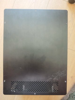 Caja ITX Lian Li Negra