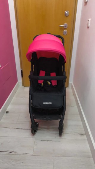 Silla de paseo Baby Monsters Kuki con MOCHILA.