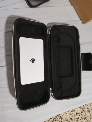 Steam Deck OLED Valve 1T + custodia + scatola originale