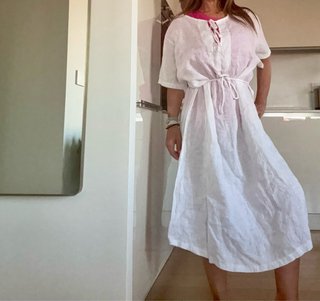Abito in lino bianco oversize