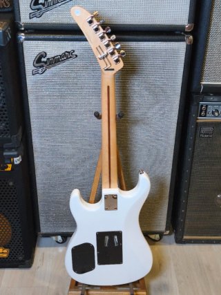 Kramer The 84 Custom Graphics The Illusionist