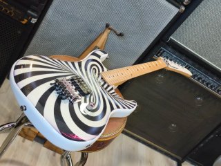 Kramer The 84 Custom Graphics The Illusionist