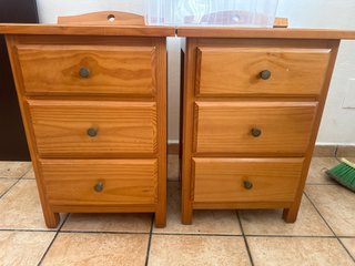 Mesitas de noche de madera (2 unidades)