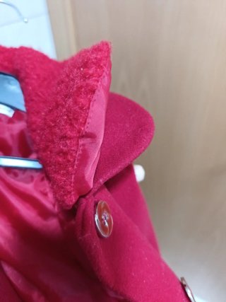 Abrigo niña rojo