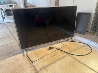 Televisor LG + mando. POR FAVOR LEE DESCRIPCIÓN