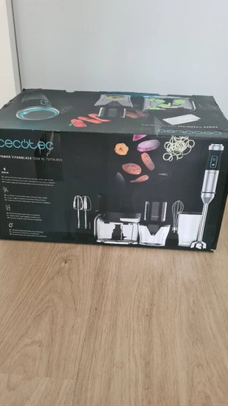Batidora de mano con accesorios