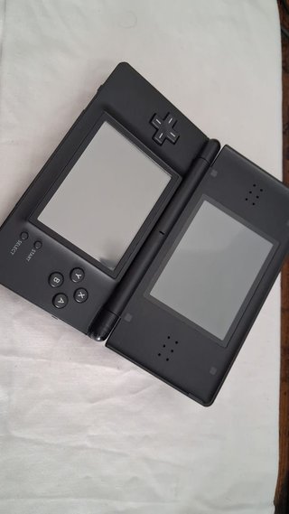 Nintendo DS Lite Color negro + Pokemon Diamante