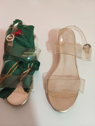 Sandalias transparentes doradas Colour Cherie 38