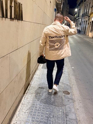ZARA x TECHNICS – Chaqueta edición limitada M