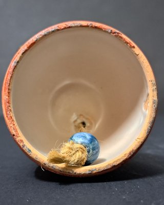 Ceramica Caltagirone donna con cannoli campanella