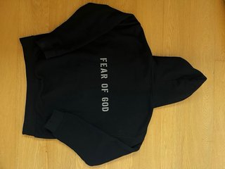 Sudadera Fear of God Essentials Negra FG