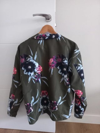 Chaqueta bomber mujer verde floral Talla L- Vila