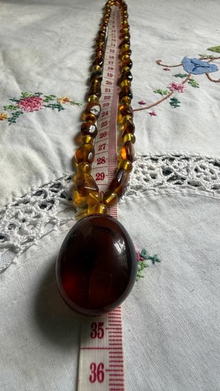 Collar de ámbar con colgante