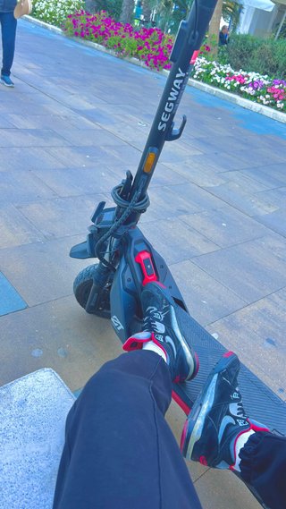Patinete Eléctrico Segway ZT3 Pro