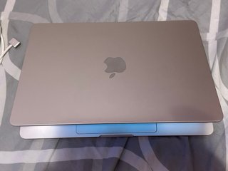 MacBook Air 13 M2 2022 Argento